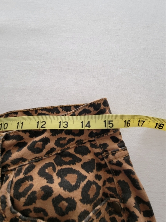 Womens Time and Tru Leopard Print Straight Leg Pants - Brown and Black Size 12 - Picture 4 of 7